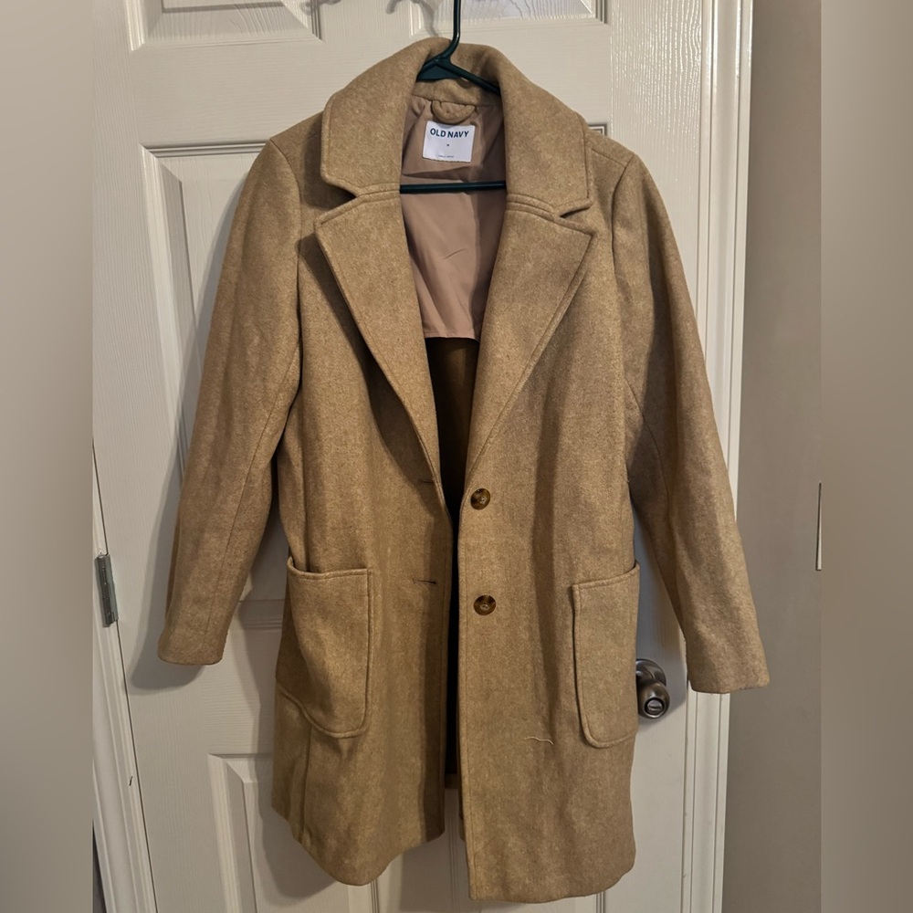 Women’s Old Navy Coat- medium